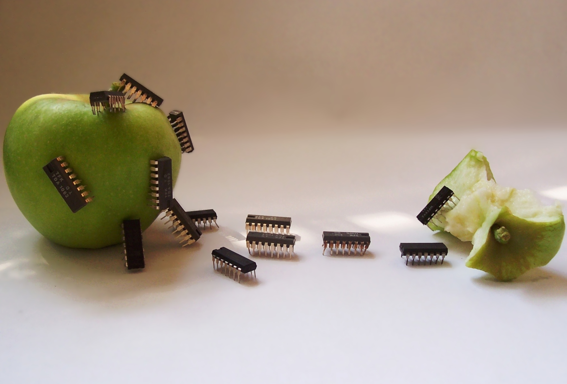 Picture of the Month | APPLE a DAY …